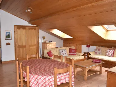 Appartement à Pralognan la Vanoise, Grand duplex avec balcon Sud proche pistes à Pralognan. - L887666