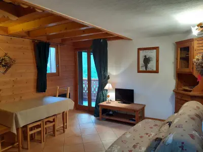 Appartement à Pralognan la Vanoise, Charmant T2 Montagne, Balcon, Proche Pistes - Pralognan-la-Vanoise - L956757