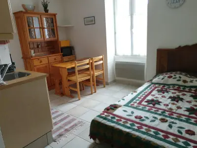 Wohnung in La Turballe,Studio cosy à 300 m de la plage, cœur de La Turballe, tous commerces à pied FR-1-306-901 N°859146