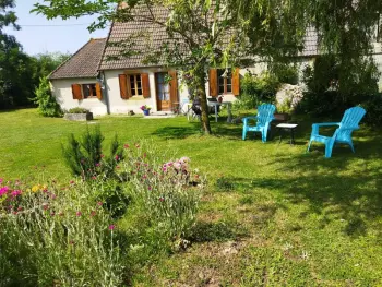 Gite à Le Chatelet,Gîte au calme avec verger, à proximité de randonnées et sites culturels FR-1-586-9 N°834740