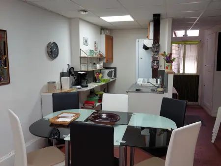 Charmant gîte avec 2 chambres, cour partagée, Wifi et animaux acceptés - Photo 4