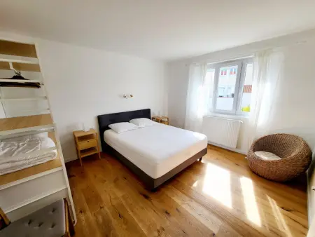 Maison Rénovée 5 Chambres, WiFi, Parking, à 800m du Marché et 1km Plage - Photo 11