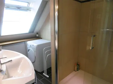 Maisonnette 2 pièces 34m² à 200m de la plage avec jardin clos, terrasse équipée et parking facile - Photo 11