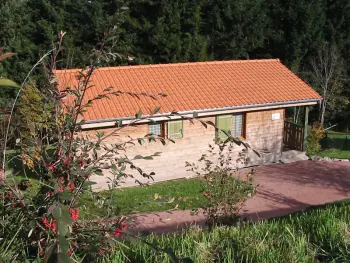 Gite à Les Noes,Chalet cosy avec terrasse privative, idéal pour randonnées et activités en pleine nature FR-1-496-239 N°834803