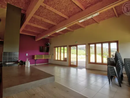 Chalet charmant avec terrasse et animaux admis, Gite 4 personnes à Les Noes - Photo 21