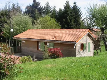 Gite à Les Noes,Chalet 35m² PMR avec Terrasse, 2 Chambres, Piscine, Activités de Plein Air, Animaux Acceptés FR-1-496-243 N°834805