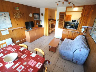 Appartement à Orcières Merlette, Studio 38m² pour 6 pers, proche pistes & commerces, animaux acceptés - L966168