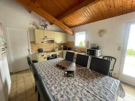 Charmant pavillon avec jardin clos, terrasse, et tout confort, à 950m de la plage des Sables-d'Olonne - Photo 4