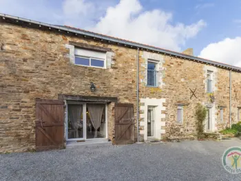 Gîte in Casson,Gîte paisible avec piscine chauffée, jardin clos et terrasse privative près de Nantes FR-1-306-854 N°834904