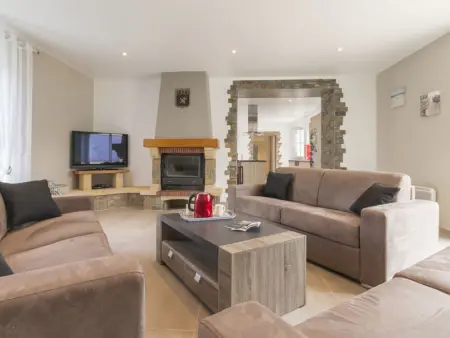 Gîte rénové près de la mer avec jardin clos, cheminée, Wifi et équipements bébé inclus. - Photo 3