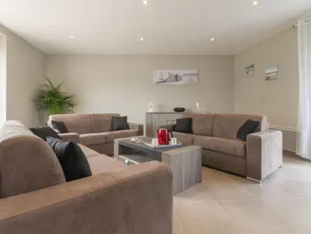 Gîte rénové près de la mer avec jardin clos, cheminée, Wifi et équipements bébé inclus. - Photo 5