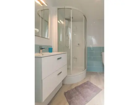 Gîte rénové près de la mer avec jardin clos, cheminée, Wifi et équipements bébé inclus. - Photo 10