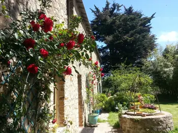 Gîte in Saint Père en Retz,Maison de Maître rénovée avec jardin, terrasse et équipements modernes, au calme de la campagne. FR-1-306-928 N°834936