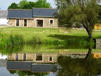 Gîte in Nort sur Erdre,Gîte familial au calme avec étang privé, proche Nantes, jardin, activités, et accès PMR FR-1-306-961 N°834947