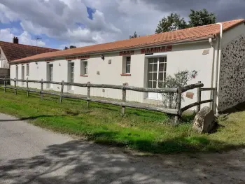 Gîte in Saint Père en Retz,Gîte spacieux avec jardin, SPA, et équipements bébé près de Pornic FR-1-306-1041 N°834974