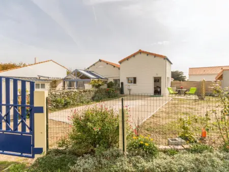 Maison mitoyenne cosy à 200m de la mer avec terrasse, wifi et équipements bébé - Photo 1