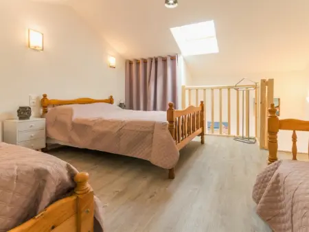 Maison mitoyenne cosy à 200m de la mer avec terrasse, wifi et équipements bébé - Photo 9