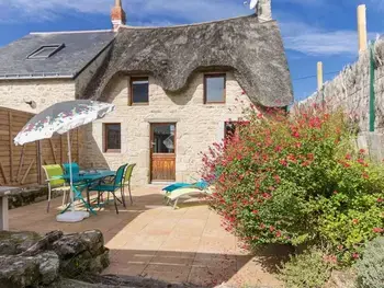 Gîte in Guérande,Charmante chaumière rénovée près des marais salants avec jardin clos et équipements modernes FR-1-306-1072 N°834991