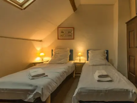 Charmante maison de paludier à Guérande, proche mer, jardin, tyrolienne, WIFI, Canal+, équipements bébé - Photo 4