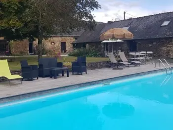 Gîte in Teillé,Havre de paix avec piscine chauffée, jardin arboré et activités pour tous FR-1-306-1142 N°835022