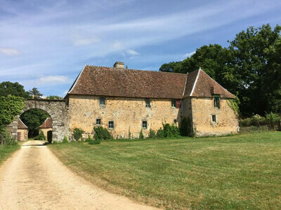 Location Gîte Saint-Aubin-de-Locquenay, 5 pièces, 8 personnes, Gite 8 personnes à Saint Aubin de Locquenay FR-1-410-151