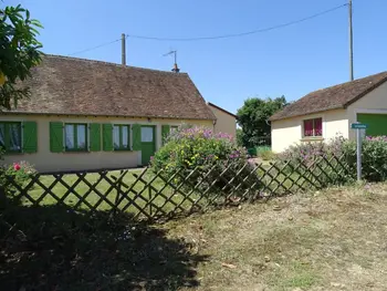 Casa rural en Congé sur Orne,Évasion rustique avec cheminée et vélos, proche du Mans FR-1-410-166 N°835058