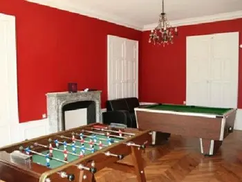 Gîte in Précigné,Demeure de 400m² avec parc clos, proche commerces, piscine, tennis, entre Angers et Le Mans FR-1-410-262 N°835106