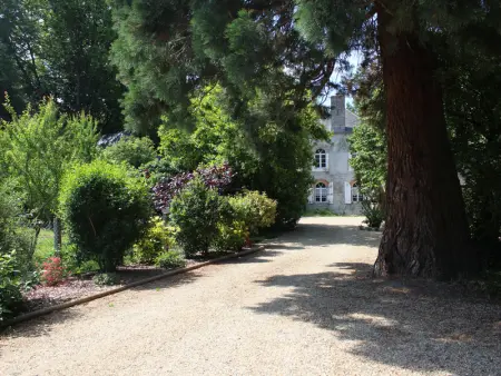 Charmant gîte près du Mans : calme, confort, commerces à proximité, idéal pour 2 pers. - Photo 7