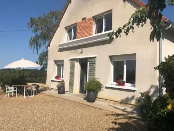 Gite in Loir en Vallée,Gîte Confort au Coeur de la Vallée du Loir : 4 Ch, Jardin, Fibre, BBQ, Proche Château FR-1-410-274 N°835109