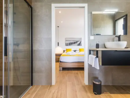 Gîtes avec piscine chauffée proche plage. Jardin, spa, BBQ, Wifi. Ch. bébé incluse - Photo 5