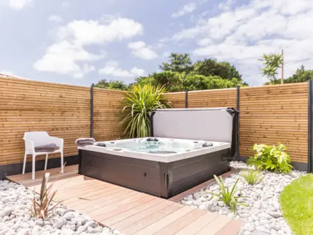 Gîtes avec piscine chauffée proche plage. Jardin, spa, BBQ, Wifi. Ch. bébé incluse - Photo 10