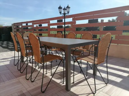 Gîte en campagne rénové avec cheminée, grands jardins, WiFi, près d'un village médiéval. - Photo 31