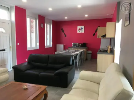 Maison spacieuse pour 8 pers avec jardin, terrasse, WIFI, proche commerces et attractions culturelles - Photo 14