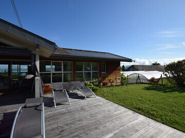 Location Maison à Lugrin,Superbe villa avec terrasse et jardin face au Léman FR-1-498-19 N°838565