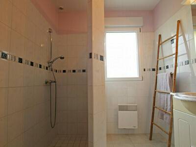 Maison familiale près de la plage avec vélos, WiFi et parking - Photo 8