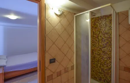 Location Appartement 2 personnes à Portigliola - Photo 11