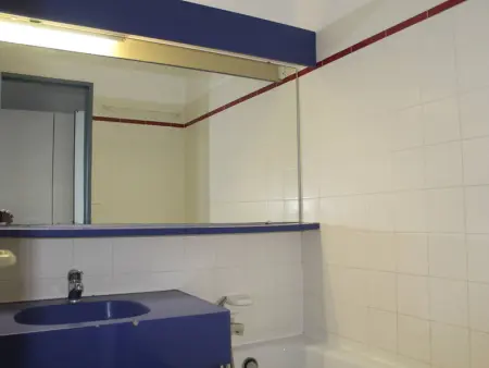 Studio à Villeneuve-Loubet Plage avec Parking Privé, 2/4 Couchages - Photo 3