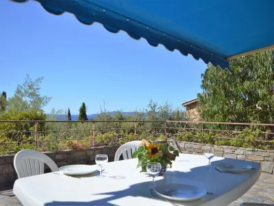 Maison à Le Lavandou, Villa californienne 4 chambres, terrasse vue mer, parking, animaux admis - L838695