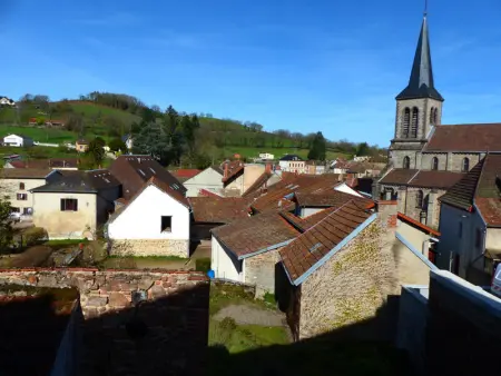 Maison familiale à Arfeuilles, animaux acceptés, draps fournis - Photo 18