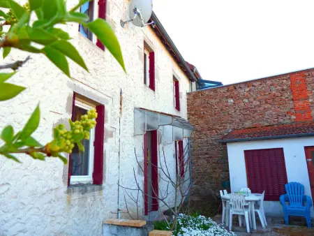 Maison familiale à Arfeuilles, animaux acceptés, draps fournis - Photo 19