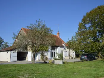 Gite in Tranzault,Ancienne ferme rénovée au cœur de la Vallée Noire avec jardin clos, vélos et équipements complets FR-1-591-111 N°838716