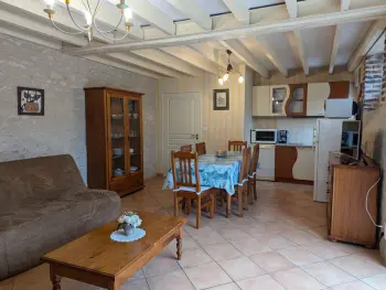 Agriturismo a Épieds en Beauce,Gîte lumineux au cœur d'Épieds-en-Beauce, proche Orléans - Tout confort, animaux acceptés FR-1-590-94 N°838749