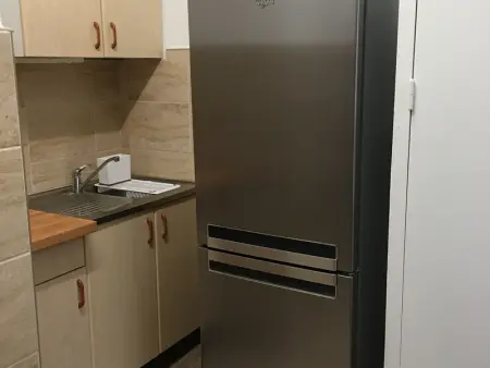 Appartement historique avec 4 chambres, parking, à proximité des attractions à Toul - Photo 8