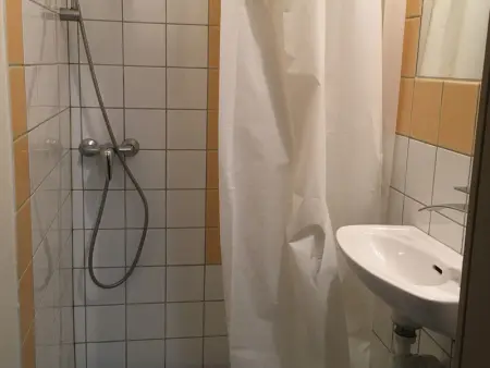 Appartement historique avec 4 chambres, parking, à proximité des attractions à Toul - Photo 16