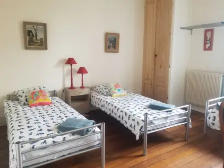 Appartement historique avec 4 chambres, parking, à proximité des attractions à Toul - Photo 20