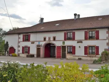 Gite à Granges Aumontzey Aumontzey,Gîte spacieux avec terrasse, 3 chambres, équipements bébé, à 16 km de Gérardmer FR-1-589-23 N°838790