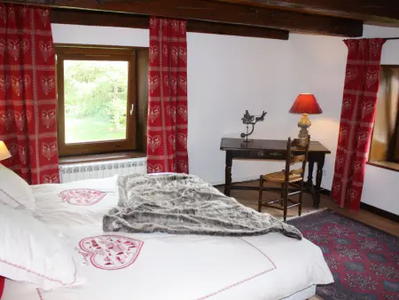 Superbe Ferme Rénovée avec Cheminée, Wifi, et Jeux Extérieurs près de Gérardmer et Épinal - Photo 8