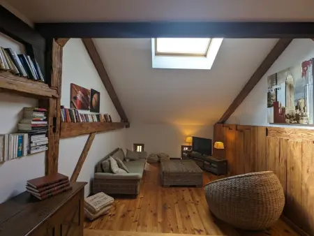 Superbe Ferme Rénovée avec Cheminée, Wifi, et Jeux Extérieurs près de Gérardmer et Épinal - Photo 10