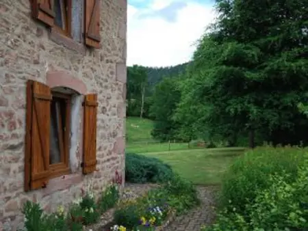 Superbe Ferme Rénovée avec Cheminée, Wifi, et Jeux Extérieurs près de Gérardmer et Épinal - Photo 12