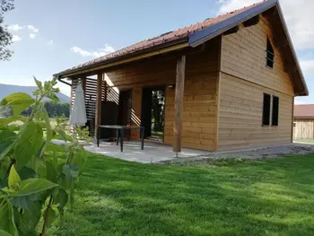 Cottage in Lesseux,Chalet confortable et neuf avec terrasse, proche Saint-Dié, activités touristiques et sportives FR-1-589-300 N°838832